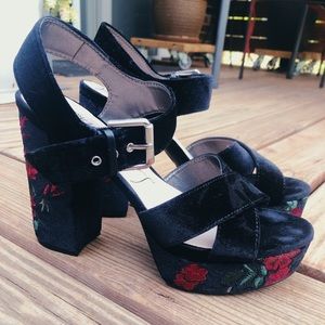 Libby Edelman Chunky Heels